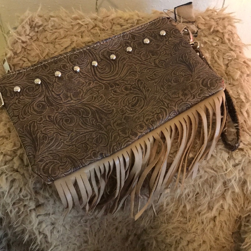 Wristlet